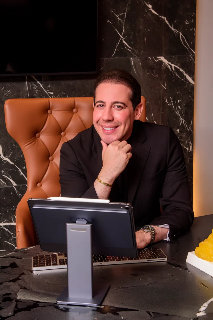 Dr. Raimundo Neto